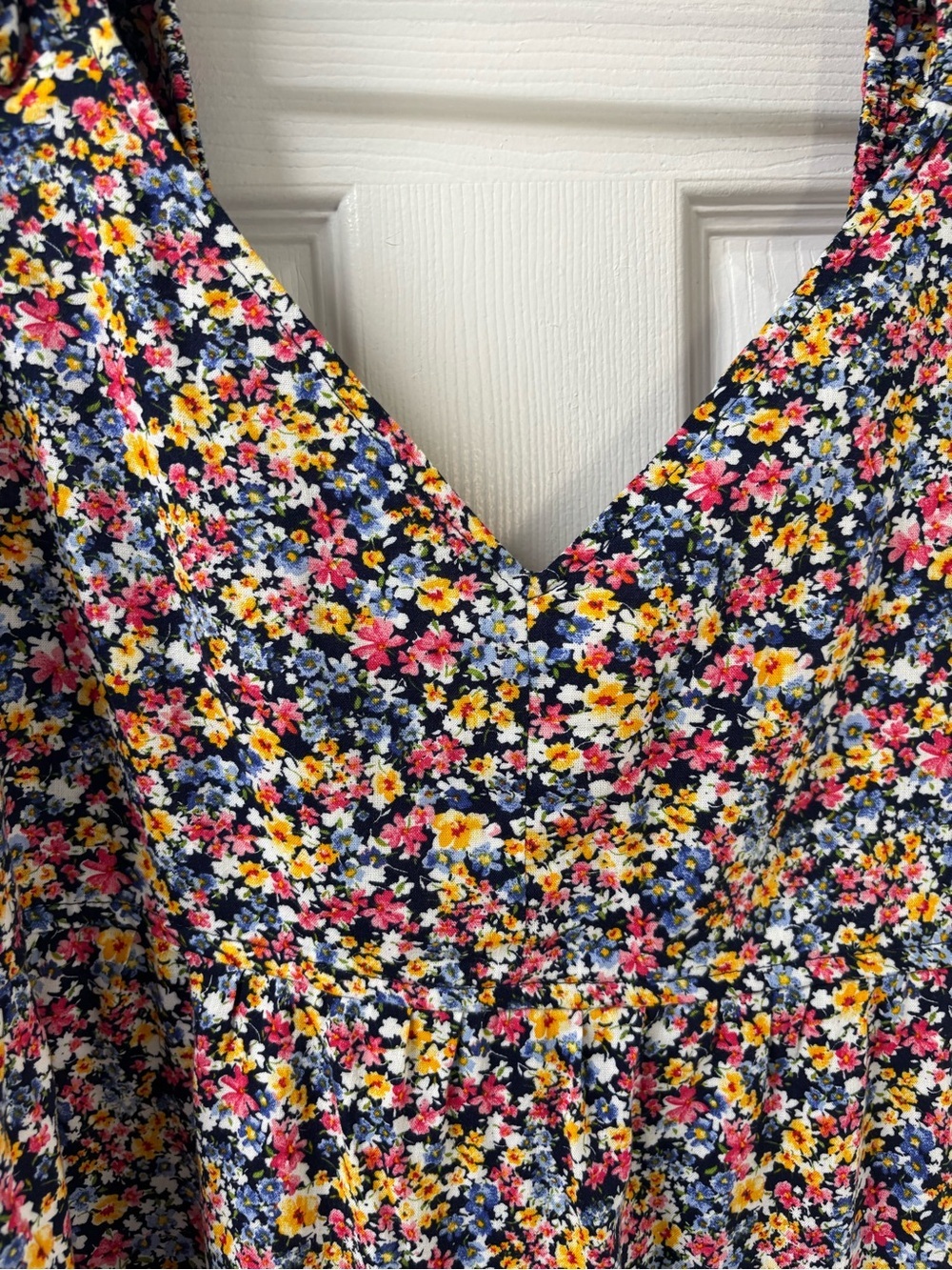 Old Navy Bright Floral Cottagecore Sleeveless Midi Dress Women’s Size Large - Picture 2 of 7